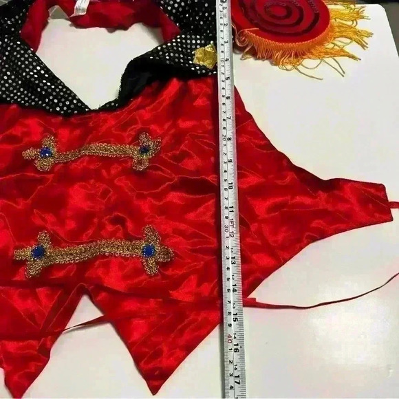 Ringmaster Kit with Red and Black Vest - Picture 4 of 7